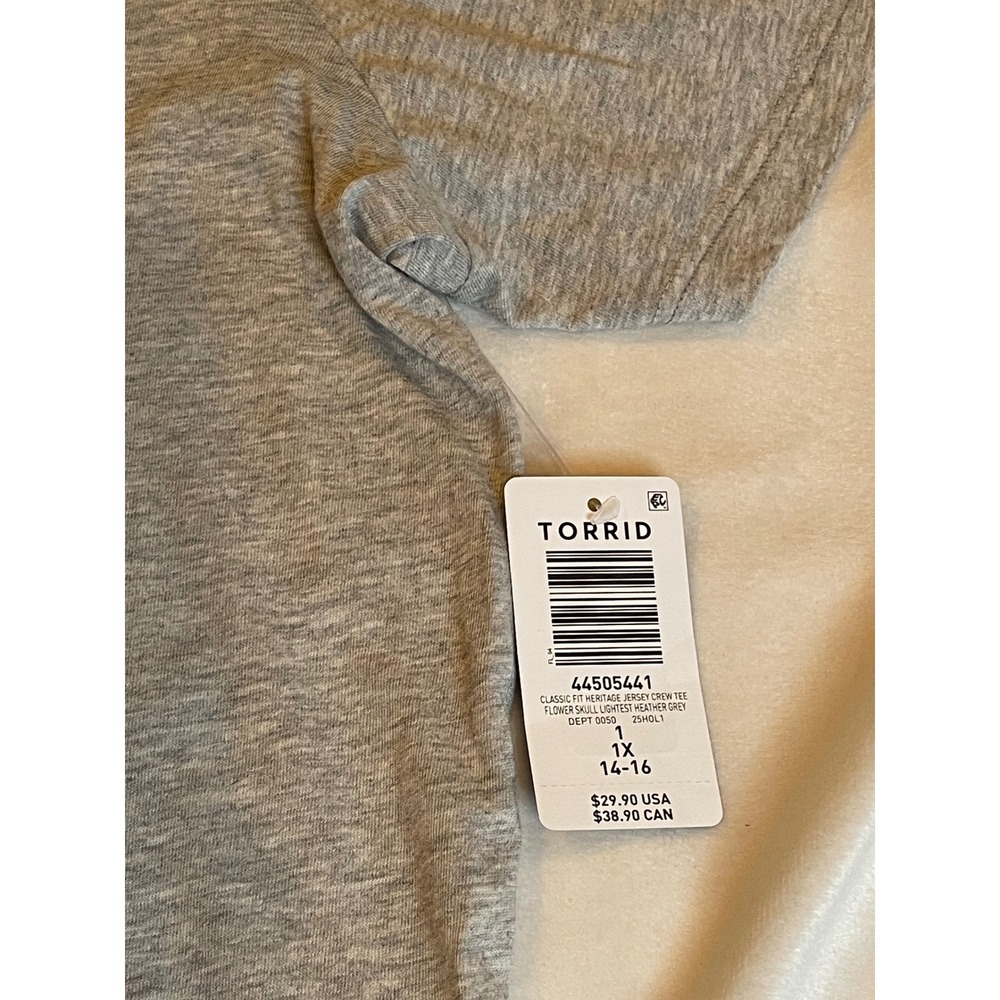 Torrid 1X Gray Rose Flower Skull Graphic Classic Fit Heritage Jersey Crew T NEW - Picture 3 of 8